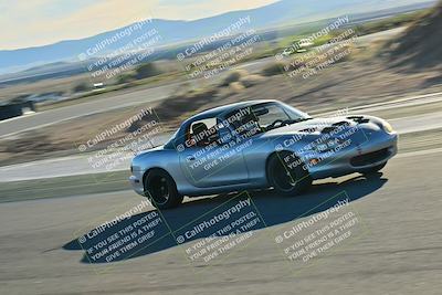 media/Dec-13-2025-Extreme Speed (Sat) [[d129ecb0b9]]/Beginner/Session 3 (Turn 5)/